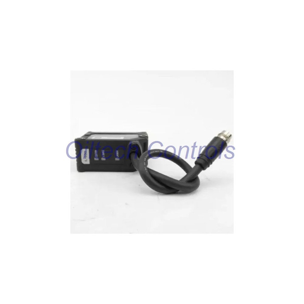 IL-100 Keyence Reflective Laser Sensor Head IP67 4 µm Repeatability